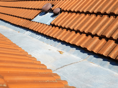 About Leaking Skylight Repair Pros Darrouzett, TX